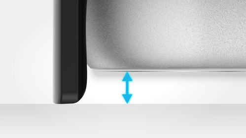 Raised edge for protection against screen damages